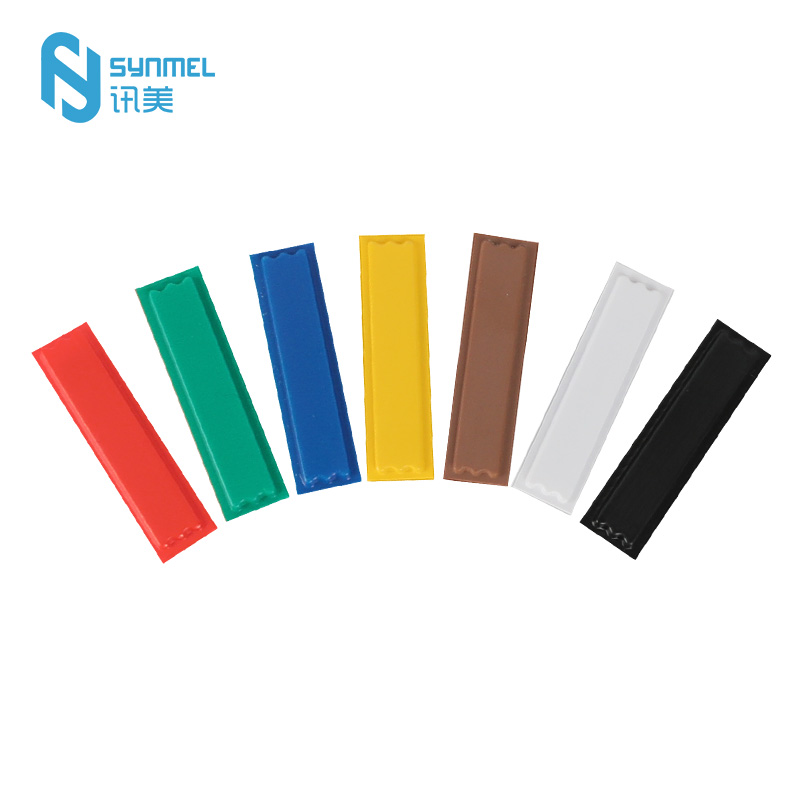 ¿Los diferentes colores de las etiquetas AM en múltiples colores tienen algún significado?